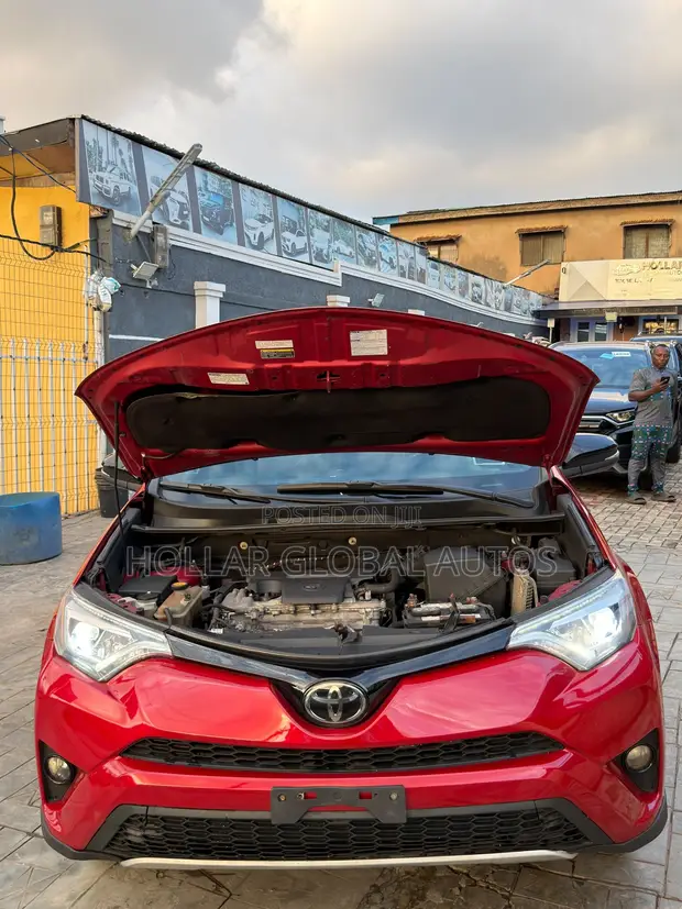 Toyota RAV4 Limited AWD SUV na 2017 - 1
