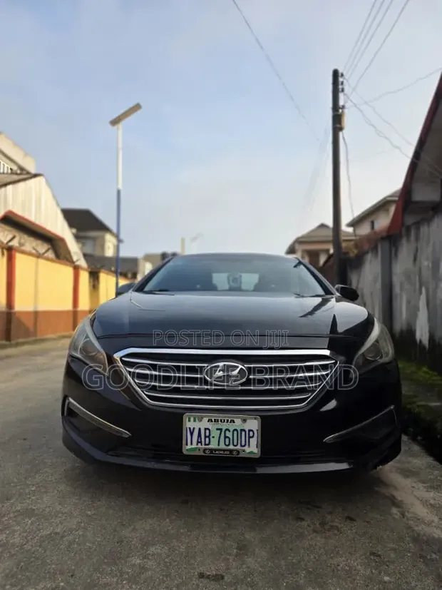 Hyundai Sonata Limited Sedan FWD (2.4L) 2016 - Matt Black - 1