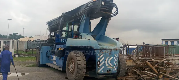 45-Ton Kalmar Reachstacker Container Handler - 1