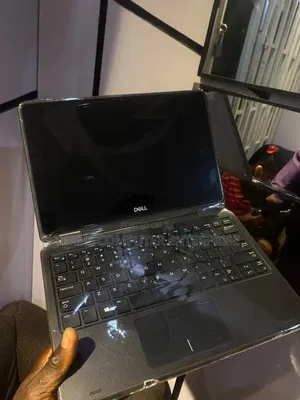 Dell Latitude 3190 2-in-1 Laptop 4GB RAM 128GB SSD