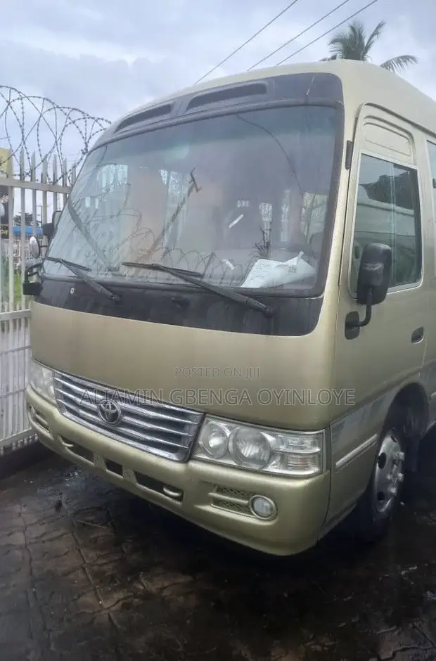 Toyota Coaster Bus 2012 - 1