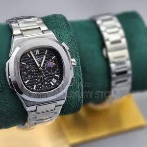 Patek Philippe Quality Men's Chain Strap Wristwatch
