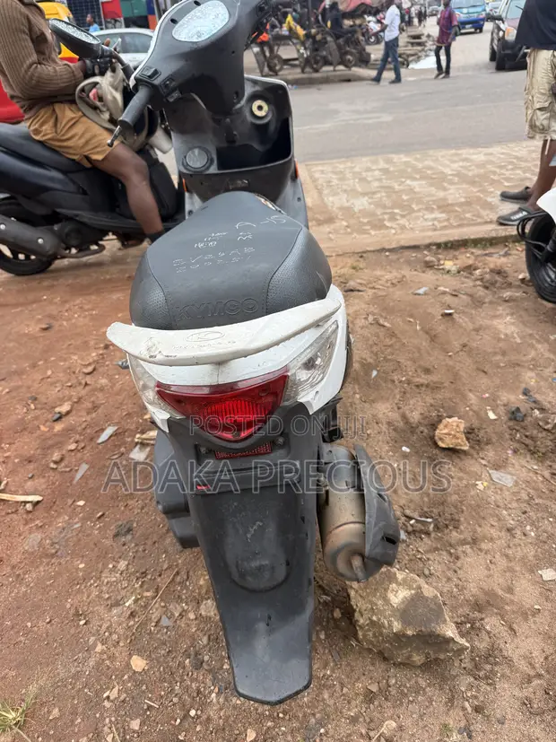 Kymco CUE 2013 Scooter - Foreign Used - 1