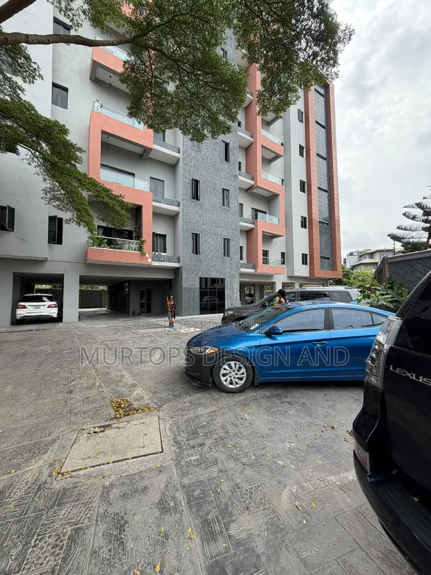 3 Bedroom Apartment da BQ don Siyarwa a VI, Lagos - 1