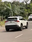 Toyota RAV4 XLE Hybrid AWD 2022 - 2