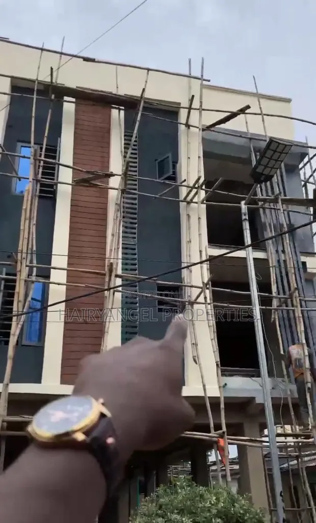Mini Flat for Sale in Onike, Lagos - 1