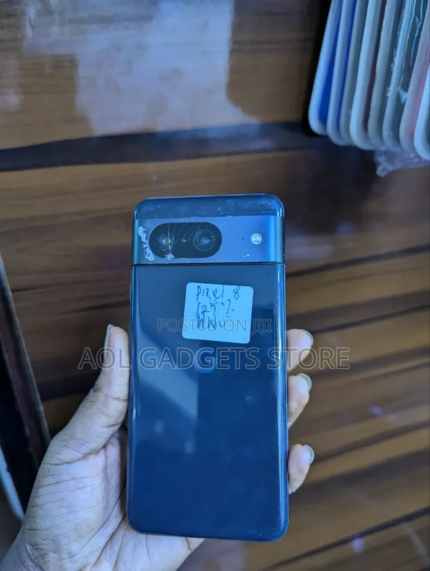 Google Pixel 8 128GB Black - 1
