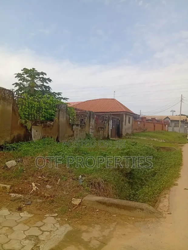 800sqm Plot of Land for Sale, Kubwa 2/1 - 1