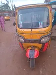 TVS King Deluxe Plus iTouch Start 2024 Yellow - 4