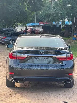 2017 Lexus ES 350 FWD Black