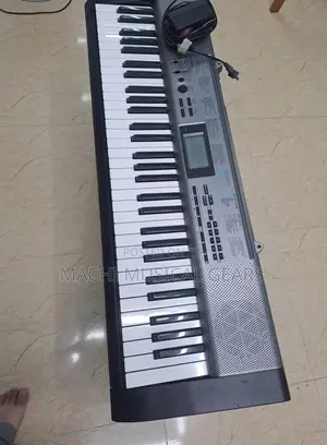 Casio Electronic Keyboard - Used