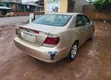 Toyota Camry 2005 Zinariya - 2