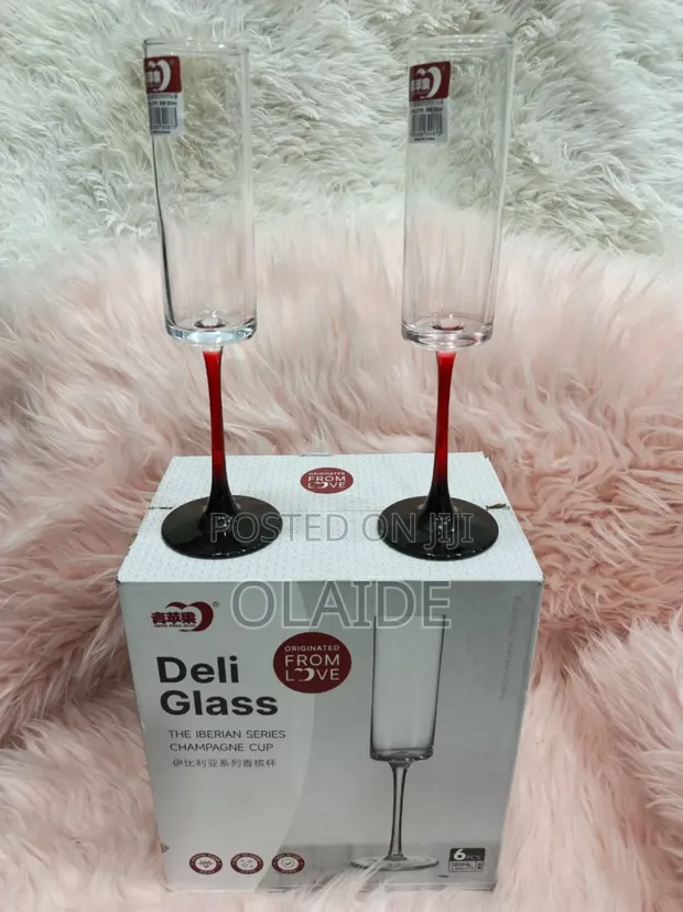 6 Pieces Classic Tall Wine Glasses - 1