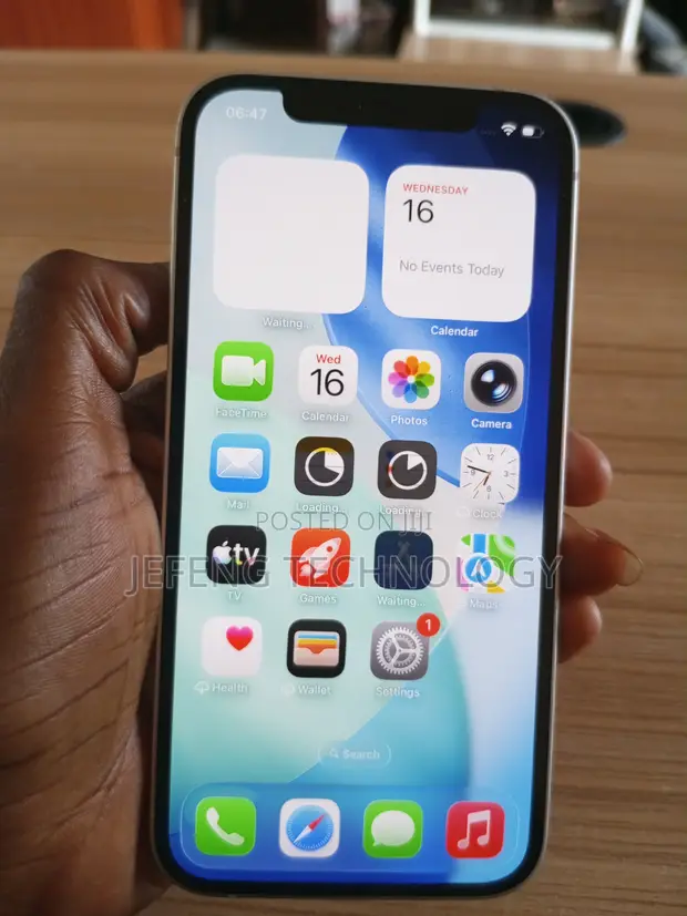 Apple iPhone 12 128GB White - 1
