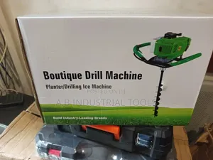 Brand New Earth Auger with 200mm Bit