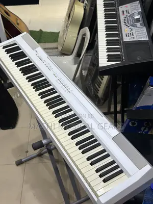 Yamaha P105 Digital Piano