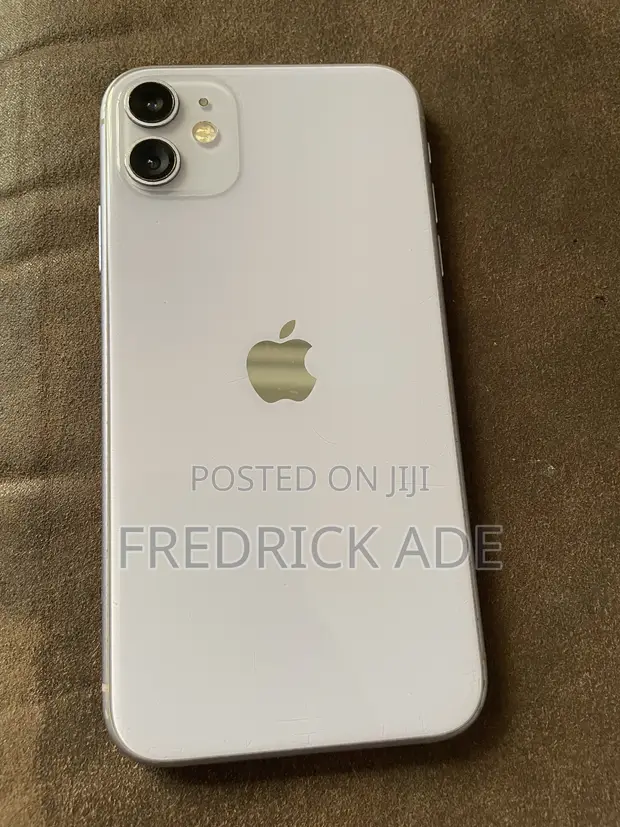 Apple iPhone 11 64GB Purple - 1
