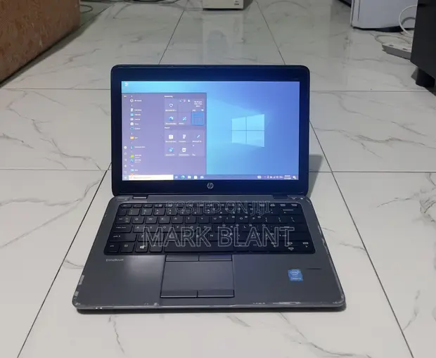 Laptop HP EliteBook 820 G1 - Core i5, 8GB RAM, 256GB SSD - 1