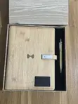 Notebook Derar Jikin Katako da Power Bank & Flash Drive - 2