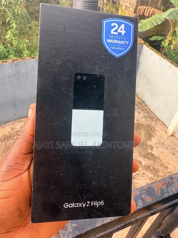 Samsung Galaxy Z Flip5 512GB - 1