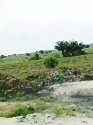 1700 SQM Filin Zama da Ginin da za a iya rusawa, Maitama Main Abuja