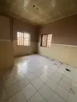 2 Bedroom Apartment don haya a Kubwa, Abuja - 5