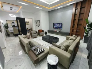 Gidan Kwalba Mai Dakuna 3 da BQ a Ikeja GRA