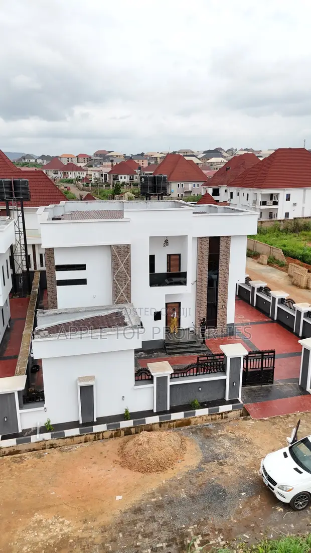 4-Bedroom Duplex Don Sayarwa a Heliu Estate, Enugu - 1