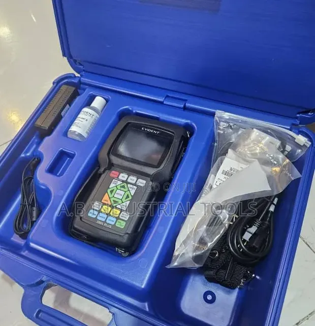 Evident 38DL PLUS Ultrasonic Thickness Gauge - 1