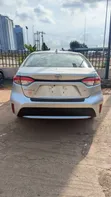 Toyota Corolla LE 2021 Silver - 2