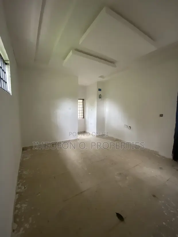 Spacious Studio Apartment with Wi-Fi in Kubwa for Rent - 1