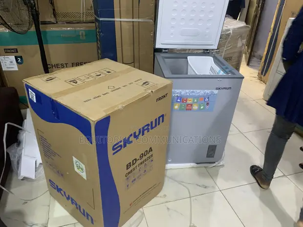 Skyrun 90L Chest Freezer - 1