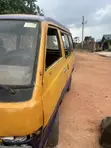 Nissan Vanette 1991 Orange - 5