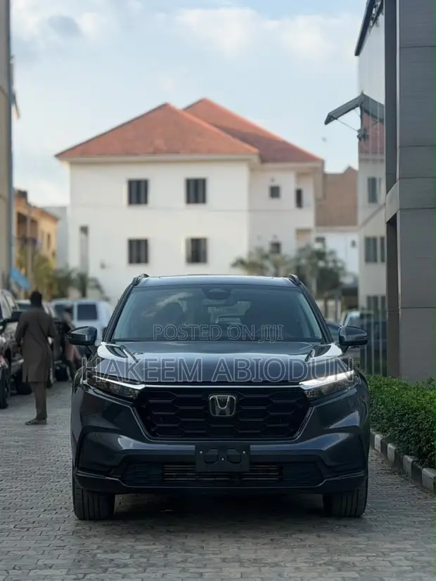 Honda CR-V 2023 Gray - 1