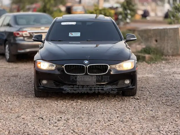 BMW 328i 2013 Black - 1