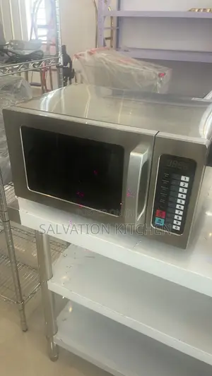 30L Commercial Microwave Oven - Brand New