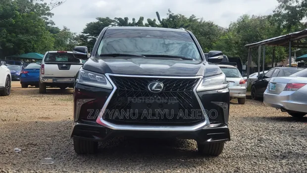 Lexus LX 570 2017 Black - 1