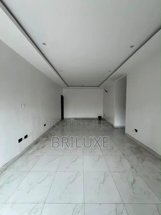2 Bedroom Apartment for Rent a Abraham Adesanya Estate - 1