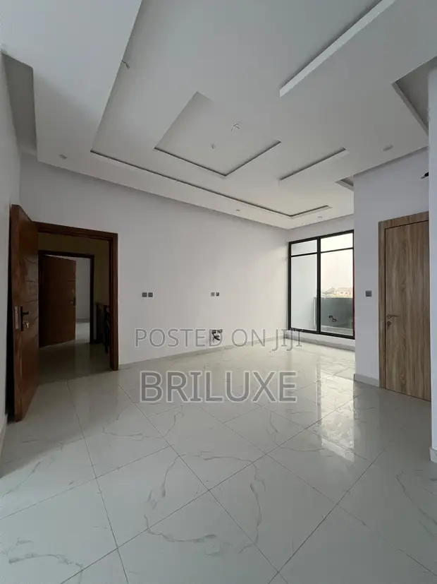 2 Bedroom Apartment don haya a Abraham Adesanya Estate - 1
