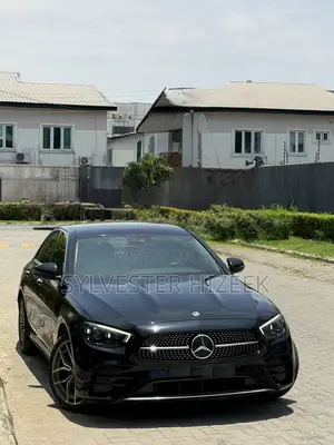 Mercedes-Benz E200 2021 Black