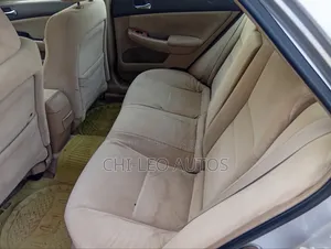 Toyota Corolla LE 2006 Gold