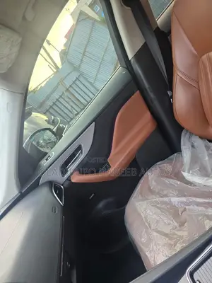 2019 Jaguar XJ 30t Black