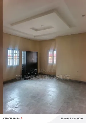 3 Bedroom Block of Flats don haya a Alegongo Estate, Ibadan
