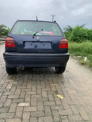 Volkswagen Golf 2000 Shuɗi