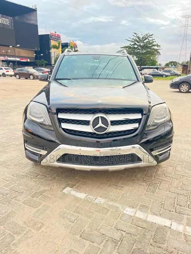 2015 Mercedes-Benz GLK 350 4MATIC SUV - 1