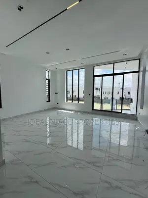 5-Bedroom Duplex with BQ & Pool in Lekki