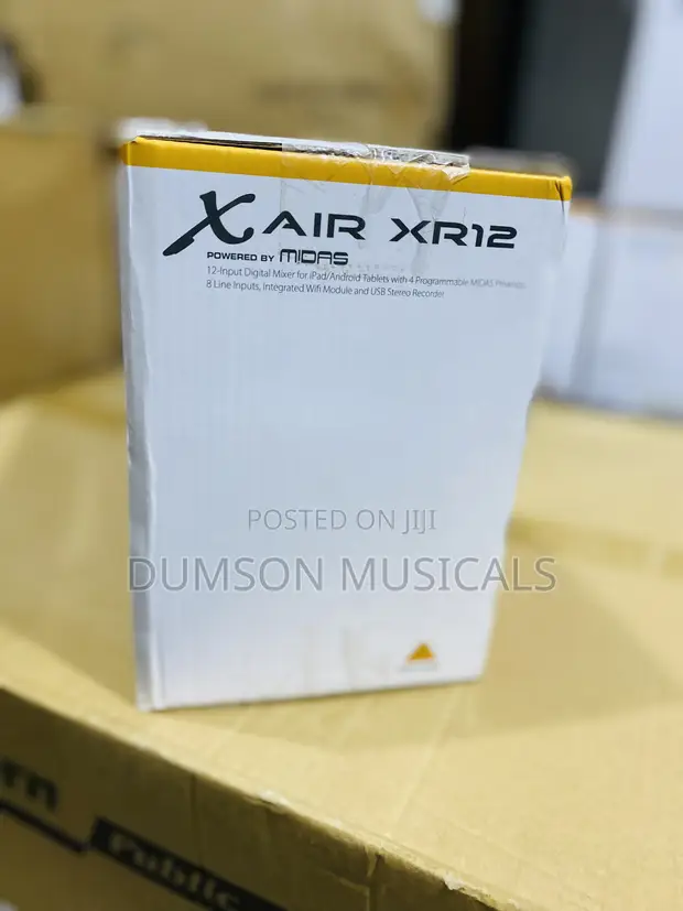 Behringer X Air XR12 Digital Mixer - 1
