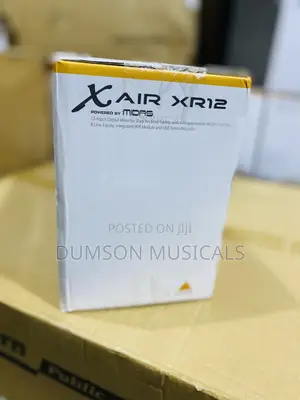 Behringer X Air XR12 Digital Mixer