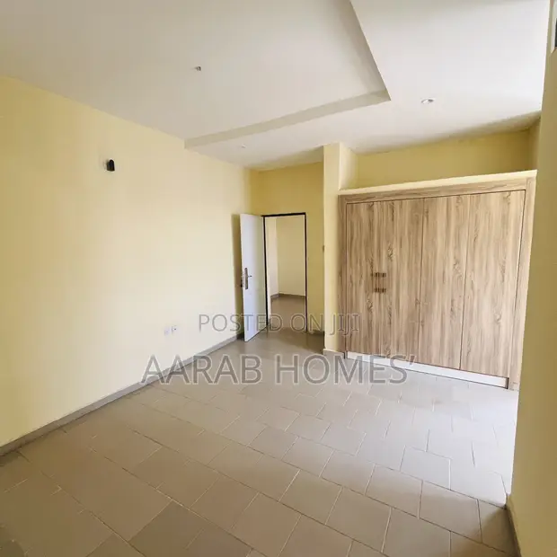 3-Bedroom Townhouse/Terrace for Rent in Life Camp - 1