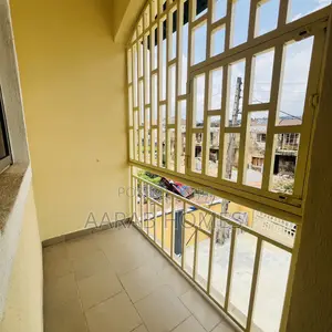 3-Bedroom Townhouse/Terrace don haya a Life Camp